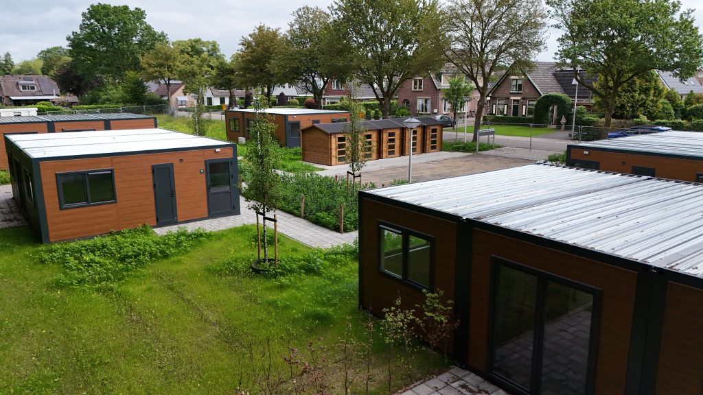 Onze maatoplossingen zijn gemiddeld 30% voordeliger dan die van de concurrentie. 